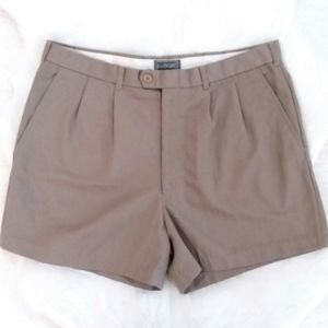LeTIGRE Khaki Shorts Size 36